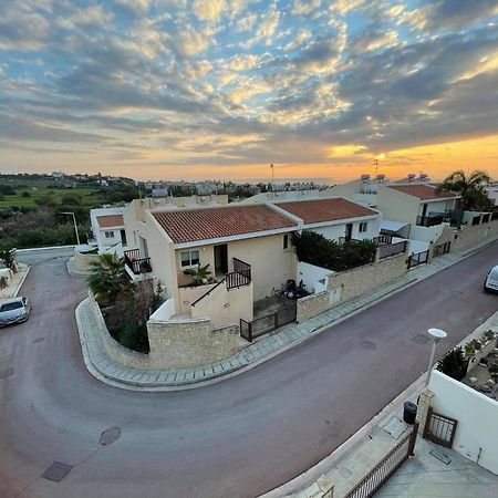 Melanos Sea View Apartment Paphos Exterior foto