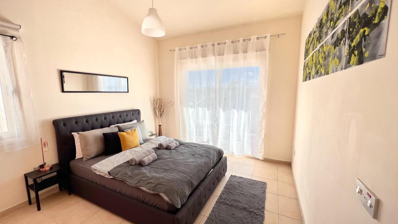 Melanos Sea View Apartment Paphos Exterior foto